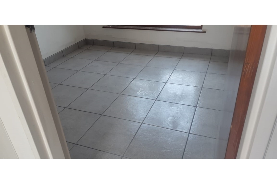 2 Bedroom Property for Sale in Walmer Eastern Cape